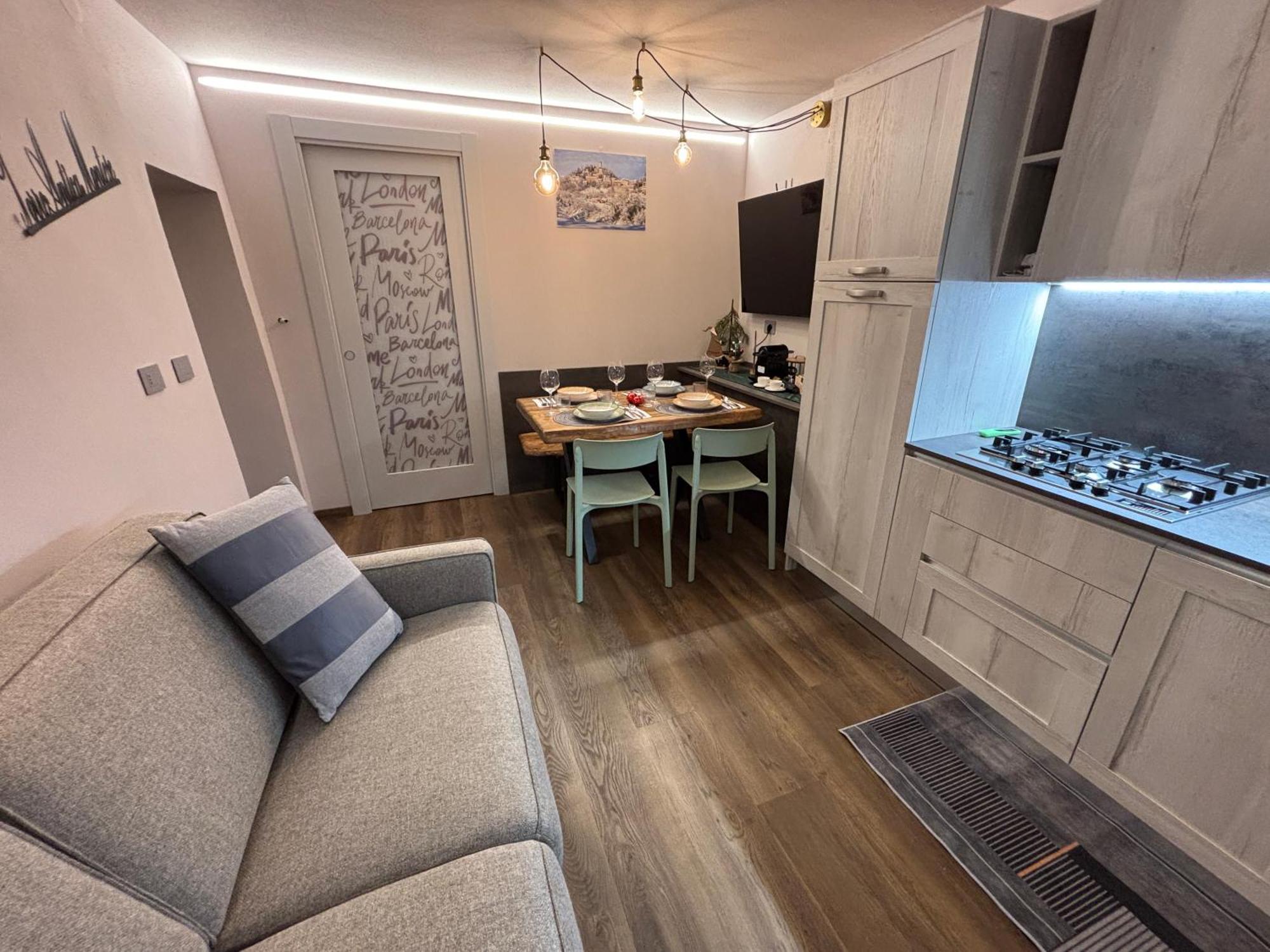 Torre Antica Montese Appartamento 1 Экстерьер фото